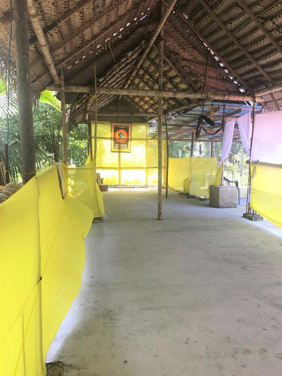 Ashiyana Cliff And Beach Resort Varkala Exterior photo
